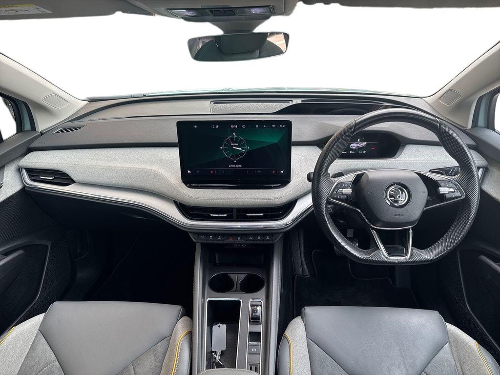 Skoda ENYAQ 60 Black #12