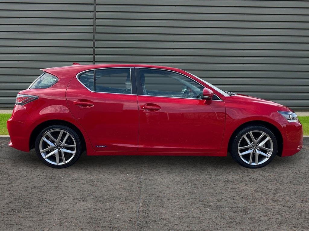Lexus CT 1.8 200H Executive Edition Hatchback Hy Red #2