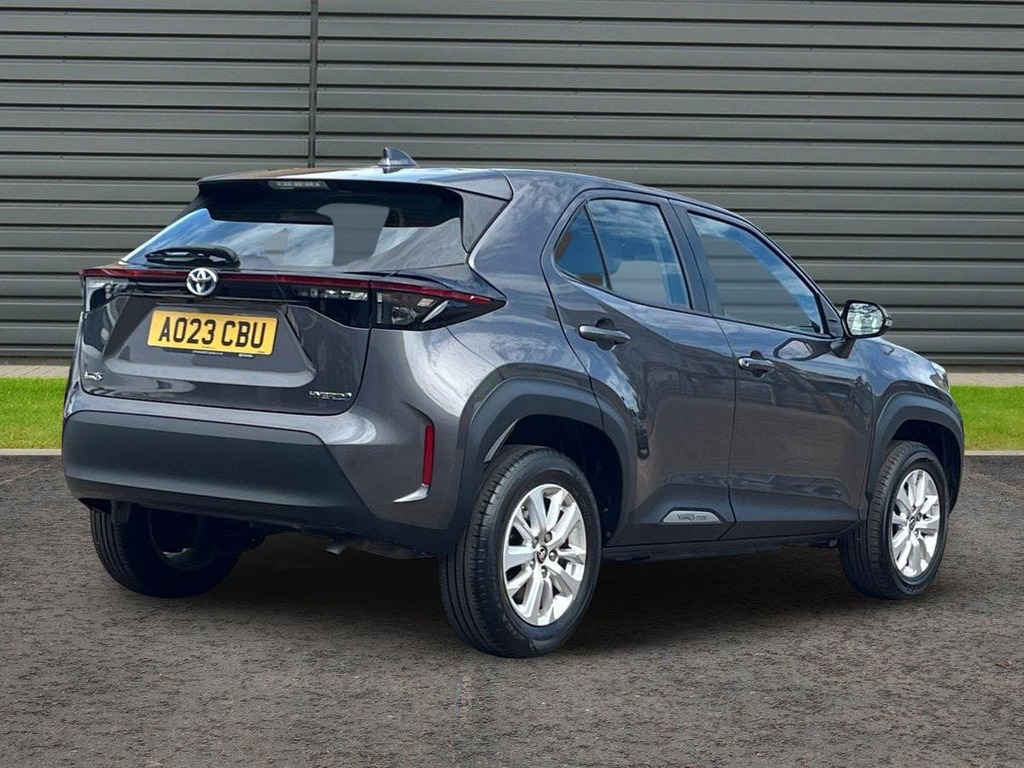 Toyota Yaris Cross 1.5 Vvt-h Icon Suv Hybrid E Cvt Grey #3