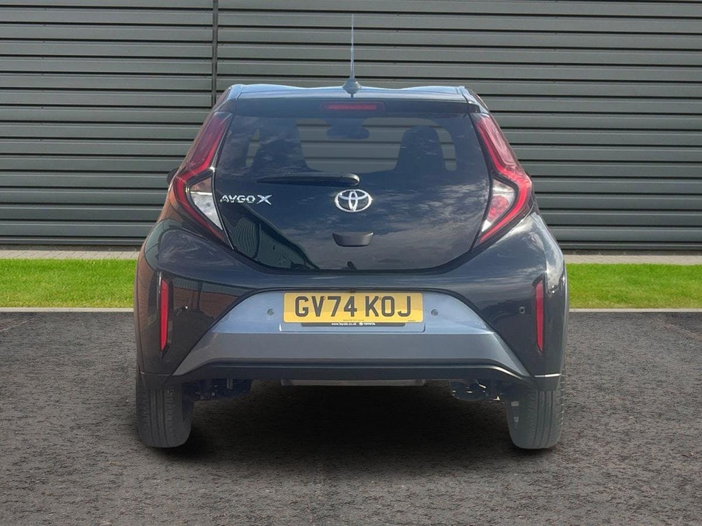 Toyota Aygo X 1.0 Vvt I Edge Hatchback X Shift #4