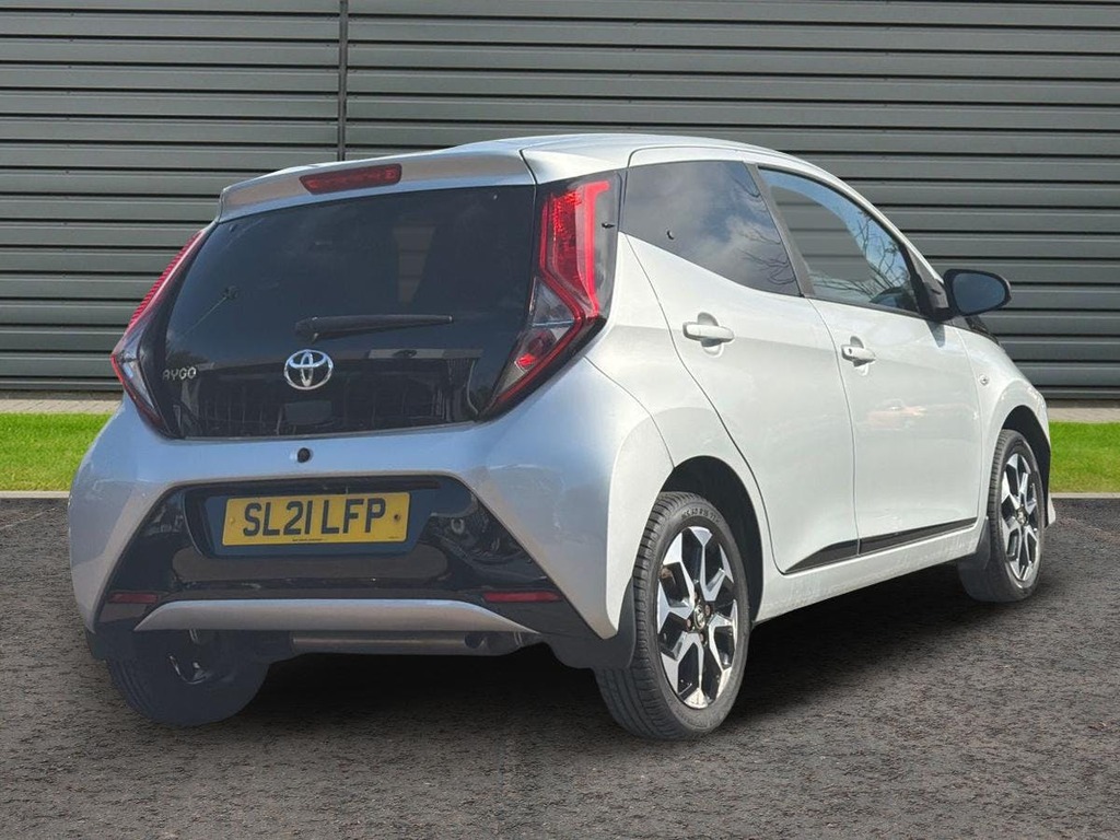 Toyota Aygo 1.0 Vvt I X Trend Hatchback Silver #3