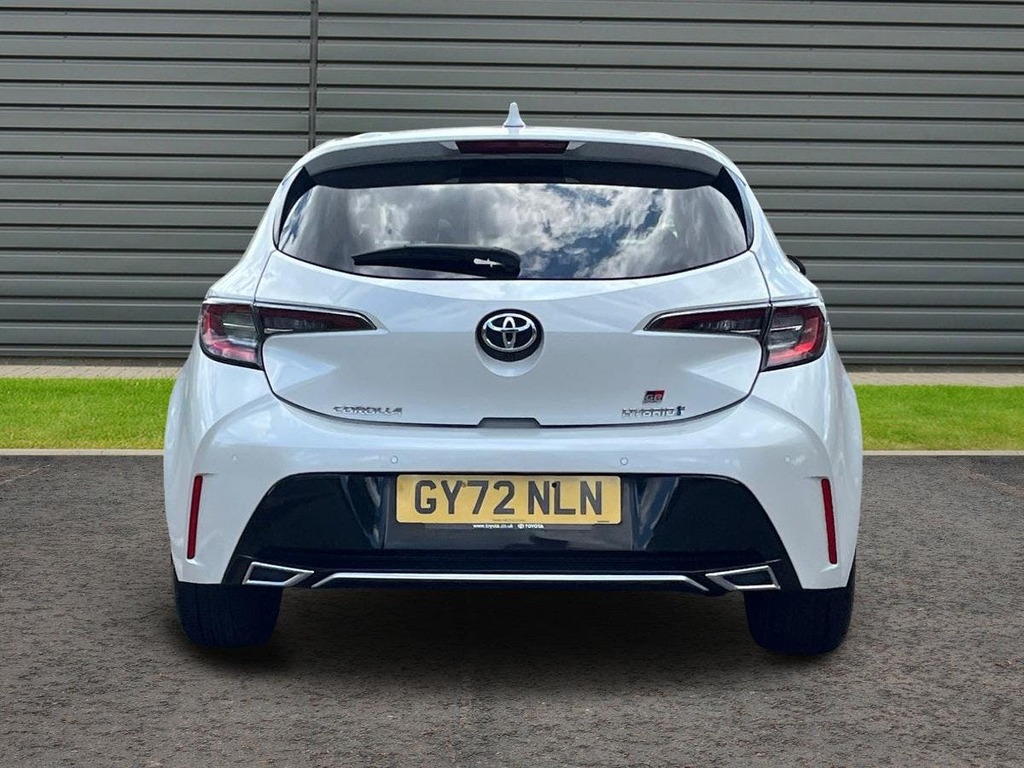 Toyota Corolla 2.0 Vvt-h Gr Sport Hatchback Hybrid Cvt White #4