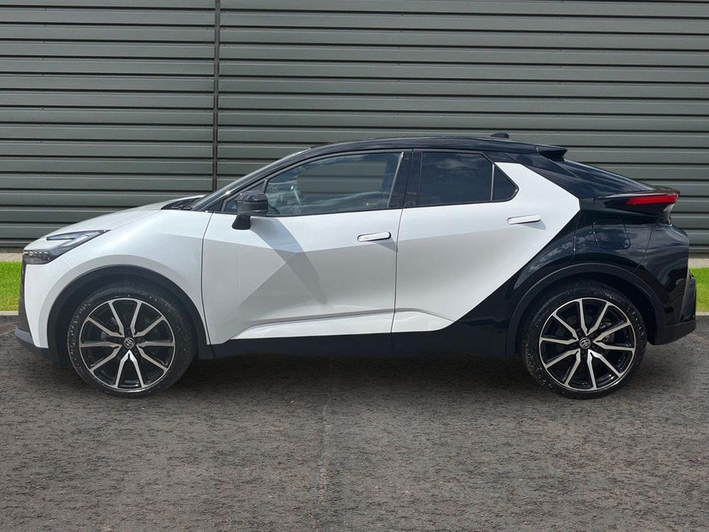 Toyota C-Hr 2.0 Vvt 13.6Kwh Gr Sport Suv Plug In Hy White #6