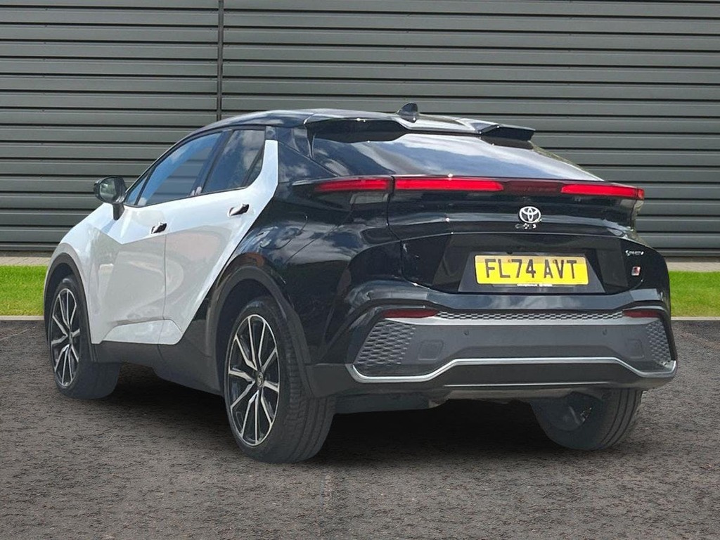 Toyota C-Hr 2.0 Vvt 13.6Kwh Gr Sport Suv Plug In Hy White #5