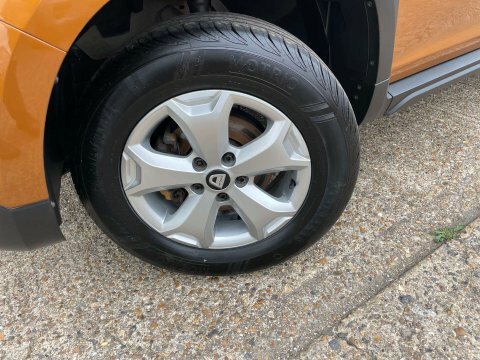 Dacia Duster Duster Comfort Sce 4X2 Orange #2