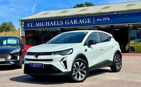 Renault Captur Suv White