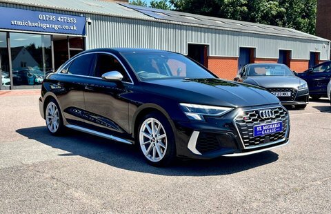 Audi S3 S3 Tfsi Quattro S-a Black #4
