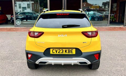 Kia Stonic Suv Yellow #6