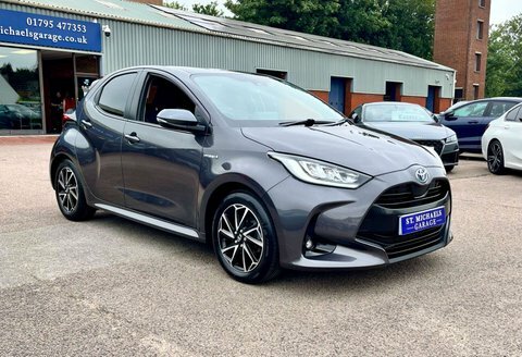 Toyota Yaris Hatchback FH70AON Grey #4