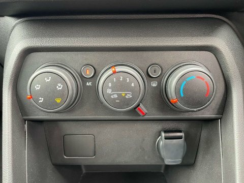 Dacia Sandero Expression Grey #40