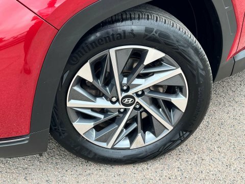 Hyundai Tucson Suv SL23UHK Red #3