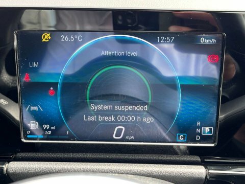 Mercedes-Benz B Class Hatchback Black #29