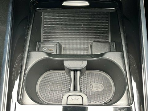 Mercedes-Benz B Class Hatchback Black #74