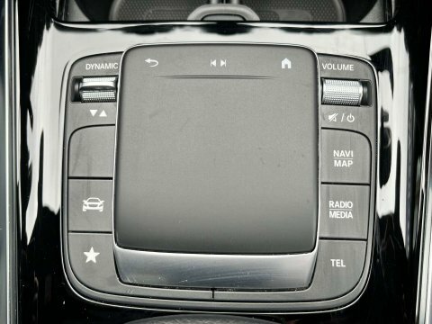 Mercedes-Benz B Class Hatchback Black #75