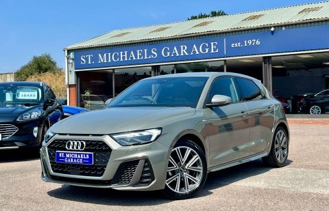 Audi A1 35 Tfsi Black Edition S Tronic Tech Pack Silver #1