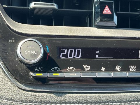 Toyota Corolla Icon Black #34
