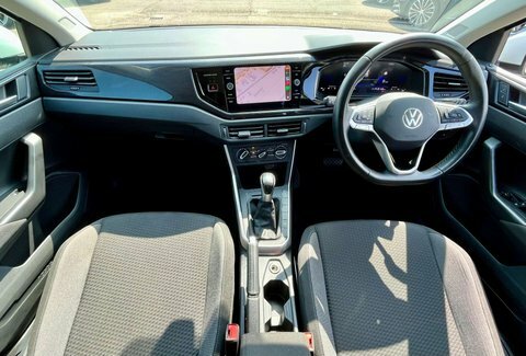 Volkswagen Polo Hatchback LL74TTU White #2