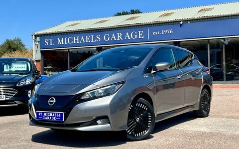 Nissan Leaf Hatchback Grey