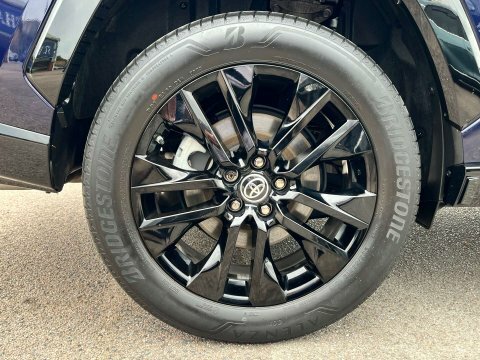 Toyota Rav 4 Design Black #14
