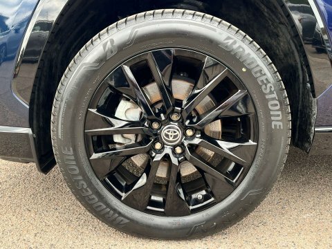 Toyota Rav 4 Design Black #12