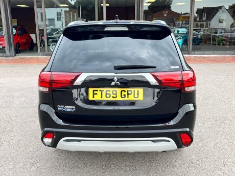 Mitsubishi Outlander 2.0 Exceed Cvt Brown #73