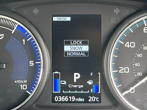 Mitsubishi Outlander 2.0 Exceed Cvt Brown #25