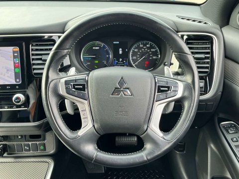 Mitsubishi Outlander 2.0 Exceed Cvt Brown #19