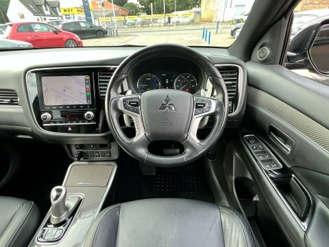 Mitsubishi Outlander 2.0 Exceed Cvt Brown #18