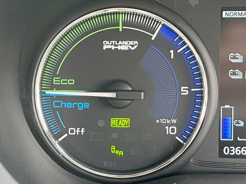 Mitsubishi Outlander 2.0 Exceed Cvt Brown #22