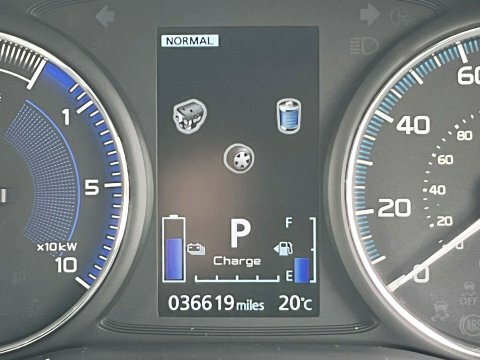 Mitsubishi Outlander 2.0 Exceed Cvt Brown #31