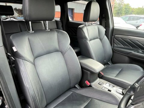 Mitsubishi Outlander 2.0 Exceed Cvt Brown #69