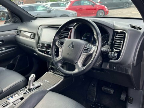 Mitsubishi Outlander 2.0 Exceed Cvt Brown #17