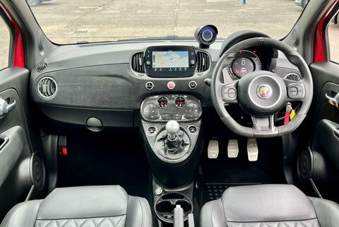Abarth 695 Hatchback Red #2