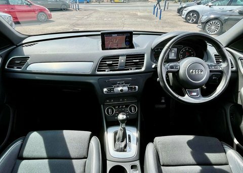 Audi Q3 Suv Black #2