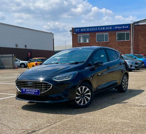 Ford Fiesta 1.0 Eb 100 St-line Black #1