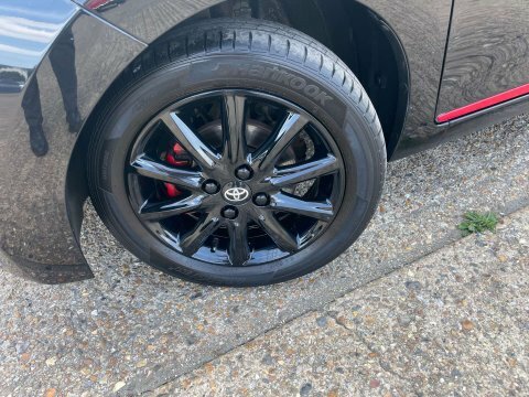 Toyota Aygo Hatchback Black #3