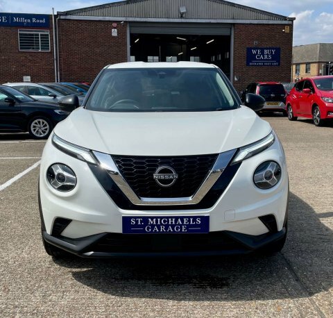 Nissan Juke Suv YC23XXG White #5