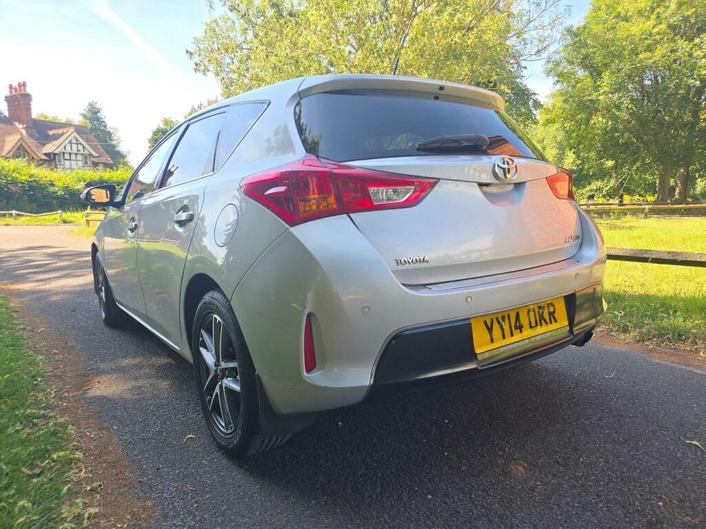 Toyota Auris 1.6 V-matic Icon Plus Multidrive S Euro 5 Silver #5