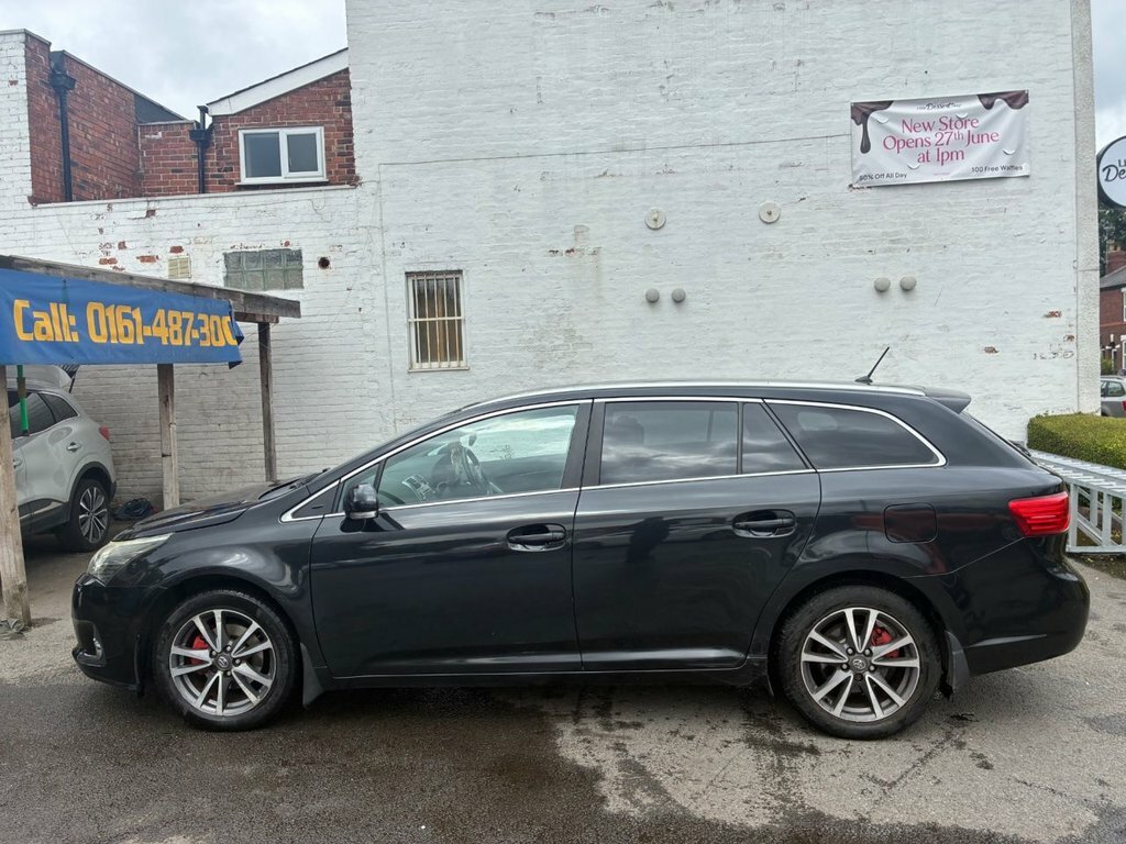 Toyota Avensis 2L Tr Black #6