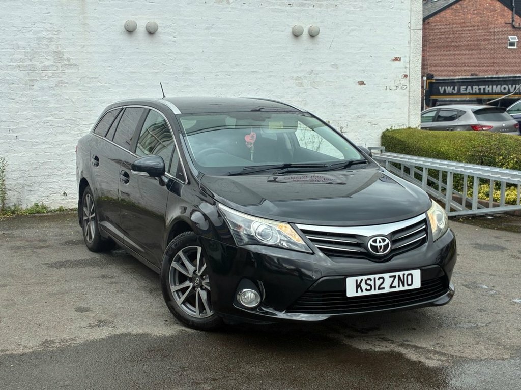 Toyota Avensis 2L Tr Black