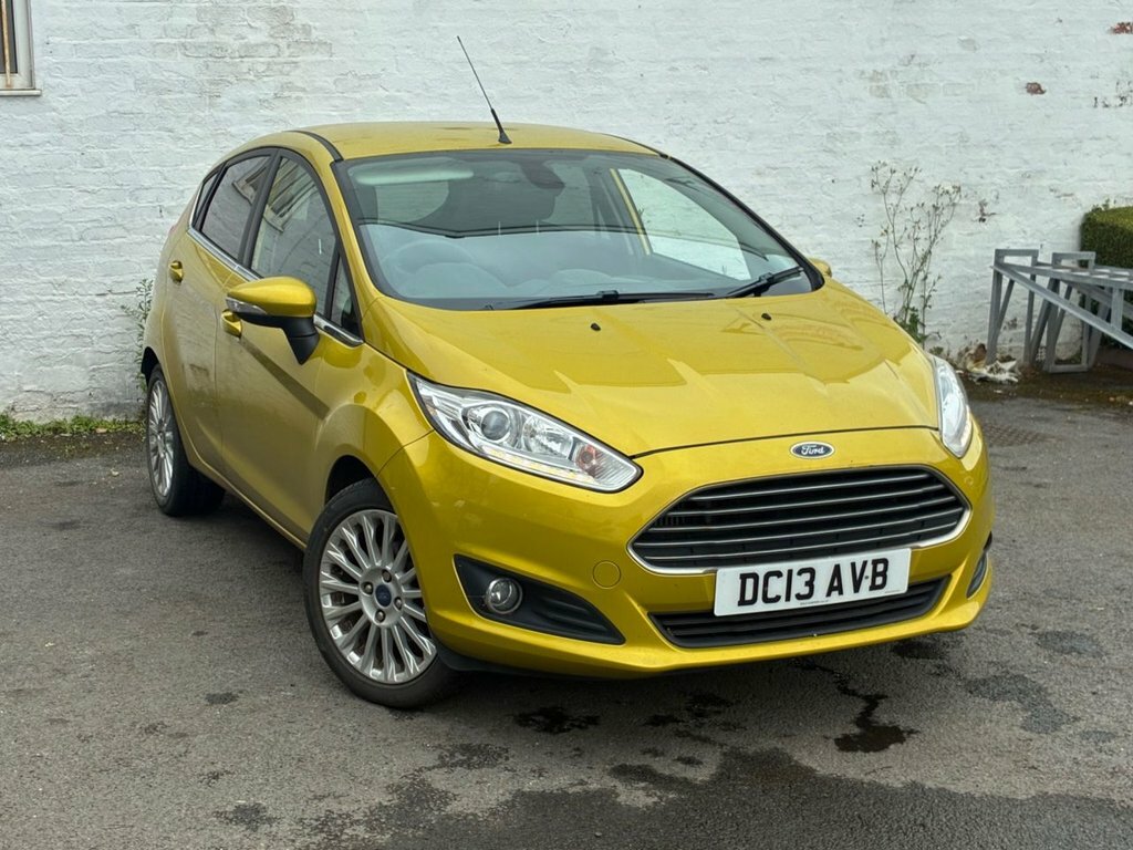 Ford Fiesta 1L Titanium Yellow #2