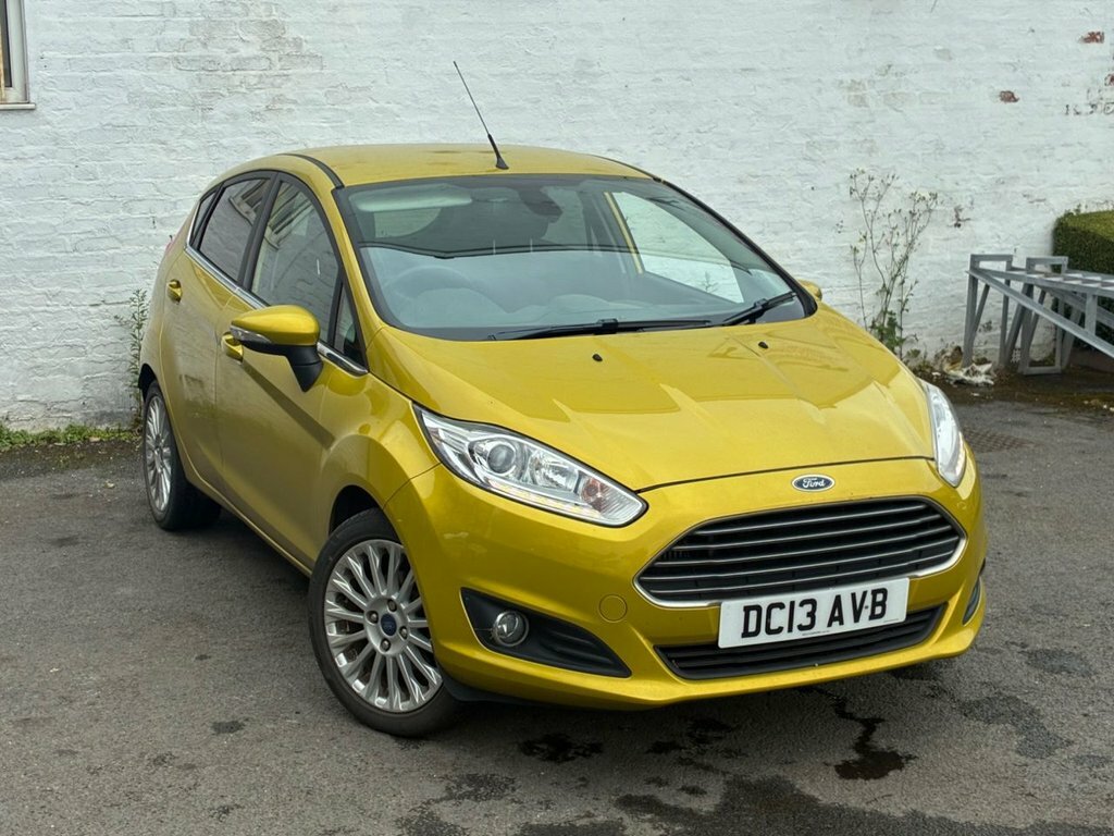 Ford Fiesta 1L Titanium Yellow