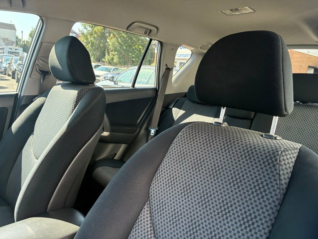 Toyota Rav 4  Grey #18