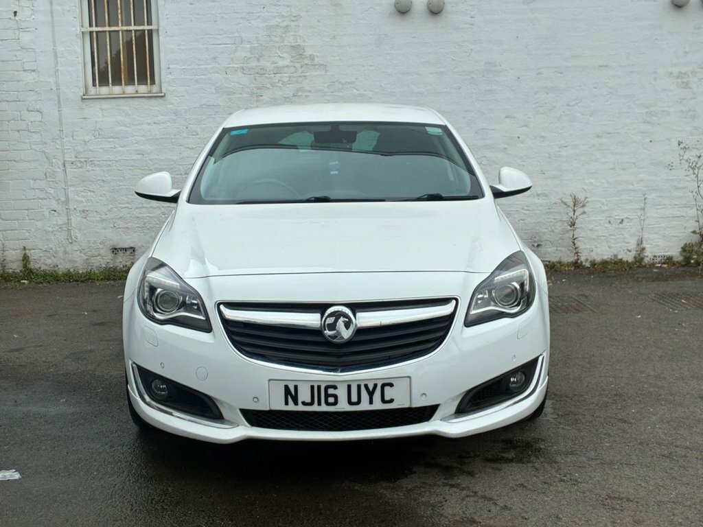 Vauxhall Insignia 2L Elite Nav White #4