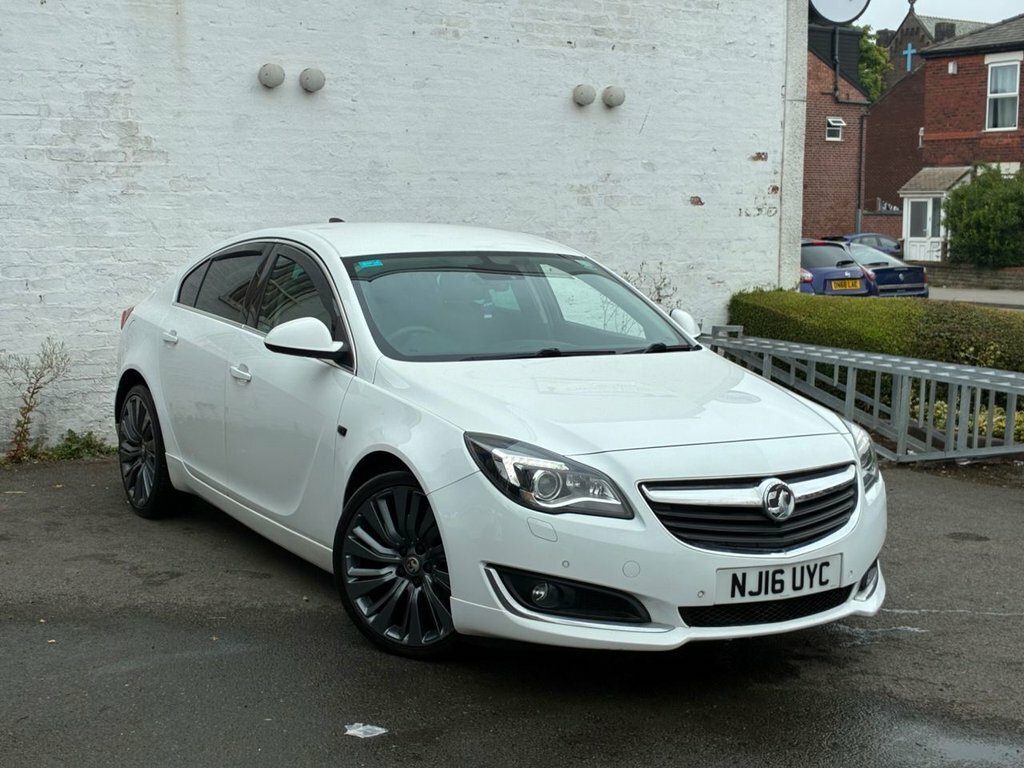Vauxhall Insignia 2L Elite Nav White #2