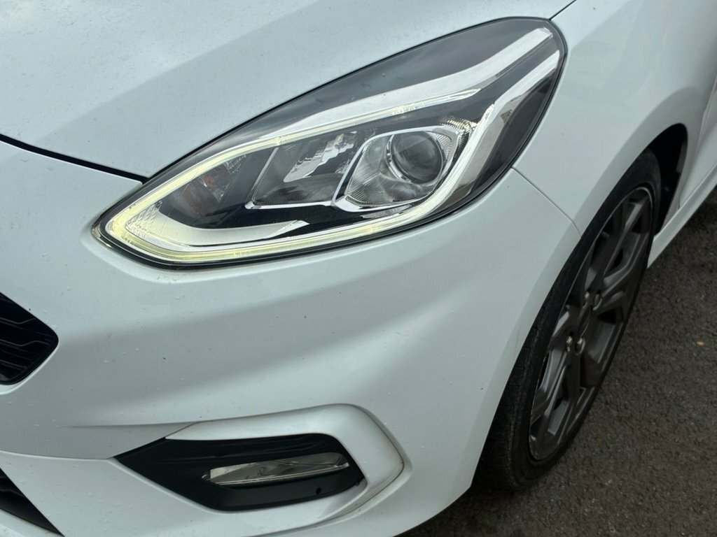 Ford Fiesta 1.5 Ecoboost St-2 Performance Pk Navigation White #30