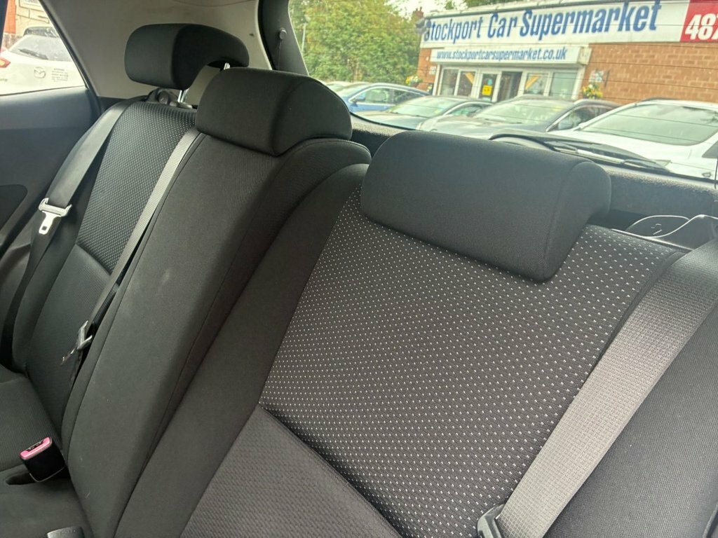 Toyota Auris Tr Blue #22