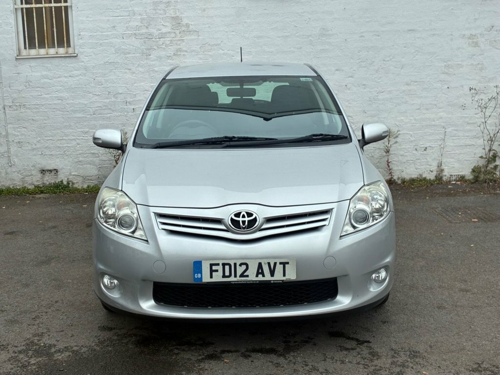 Toyota Auris 1.4L Colour Collection Silver #5
