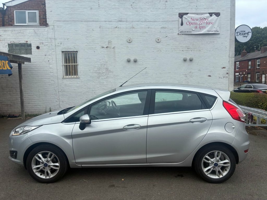 Ford Fiesta 1L Zetec Silver #5