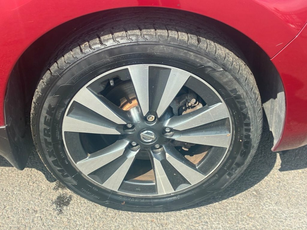 Nissan Leaf 80Kw Acenta 30Kwh Hatchback Red #27